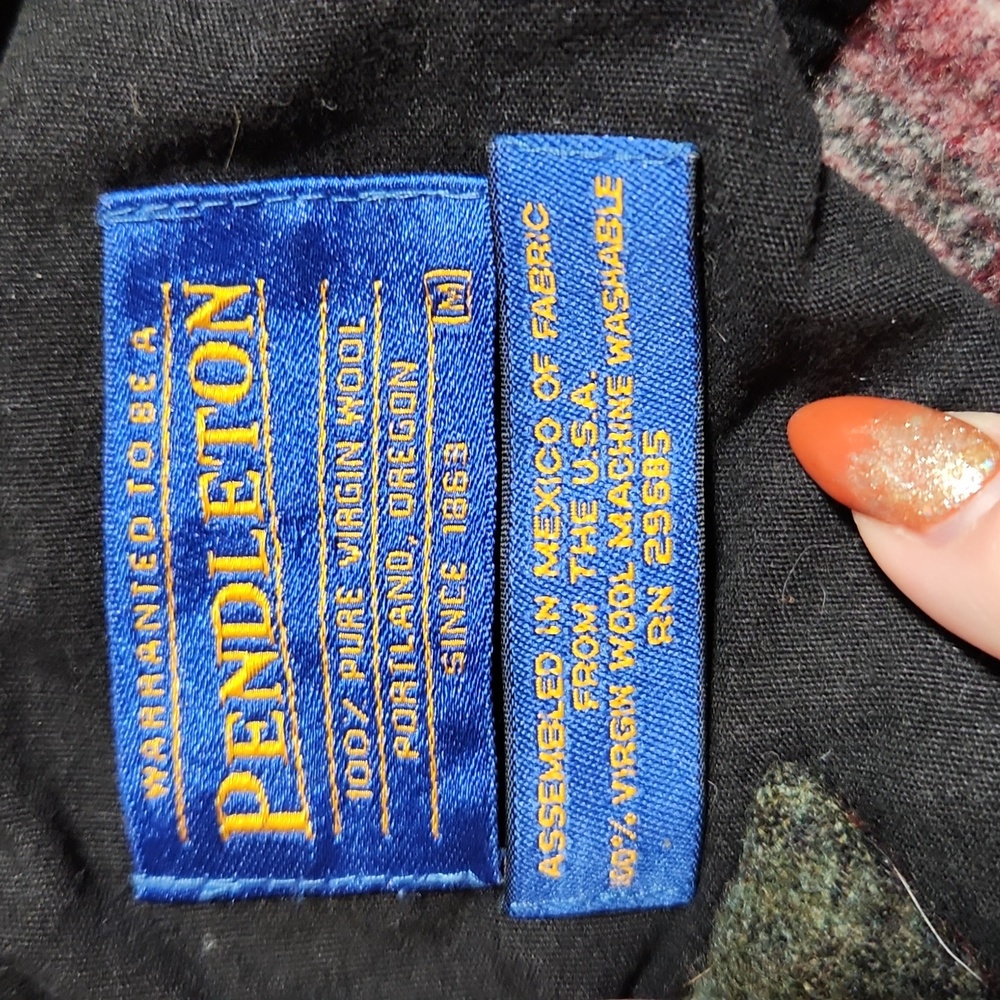 Pendleton wool button up - Picture 3 of 3
